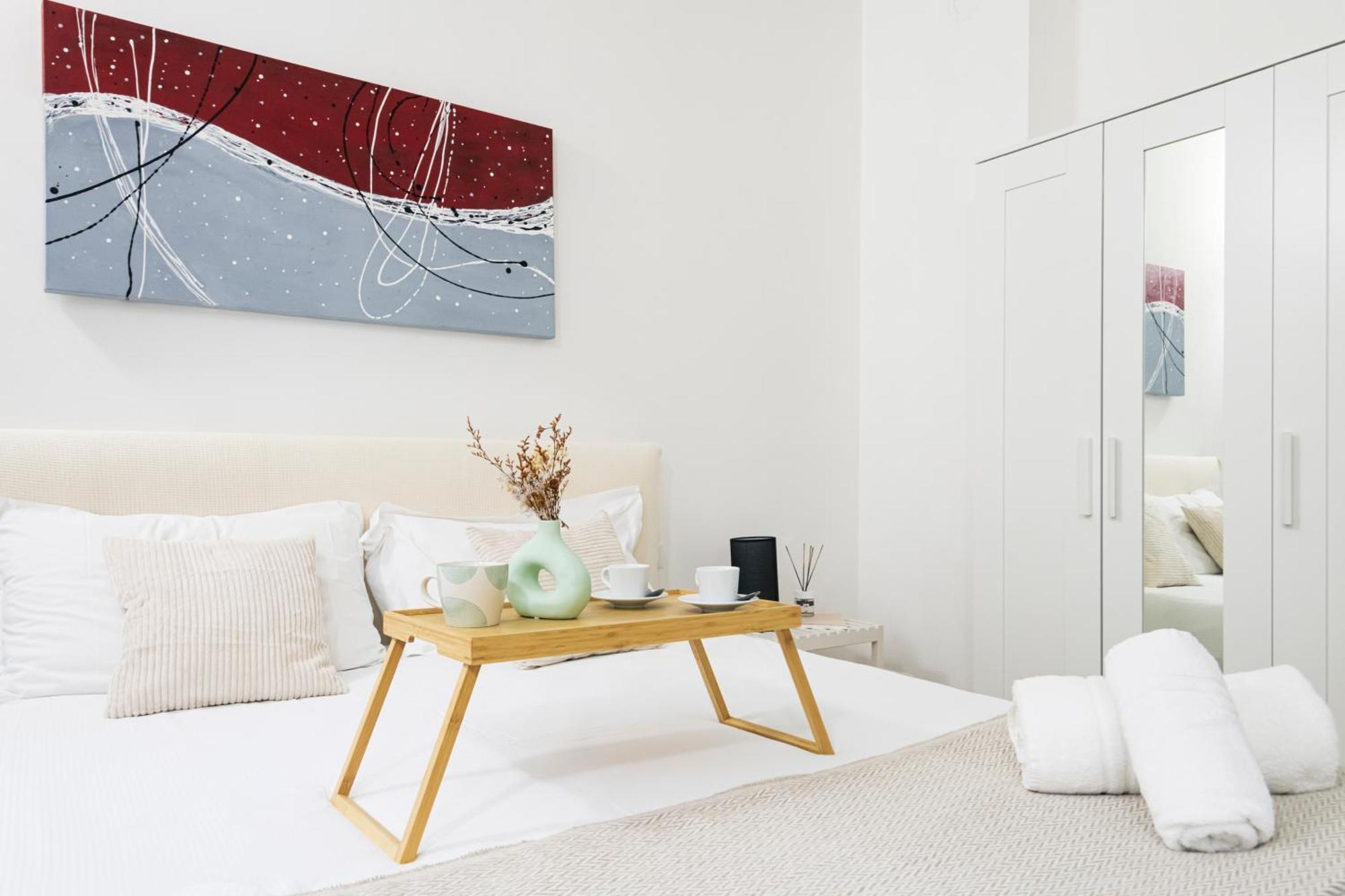 Amazing, New & Fully Furnished In Duomo * Mailand
